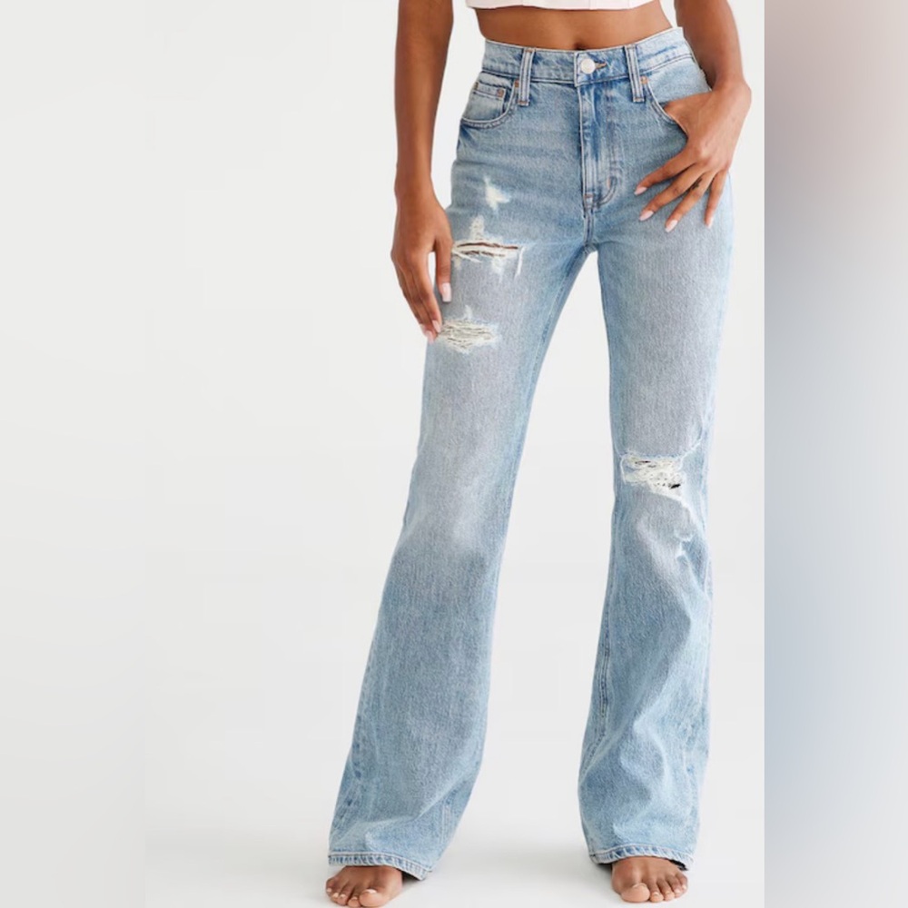 ✨Aéropostale High-Rise Flare Jean✨